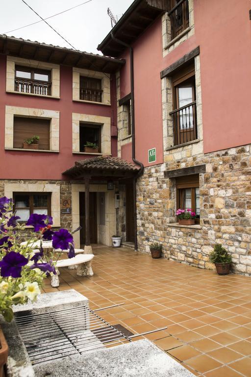 Apartamentos la Regoria Arenas De Cabrales Exterior foto